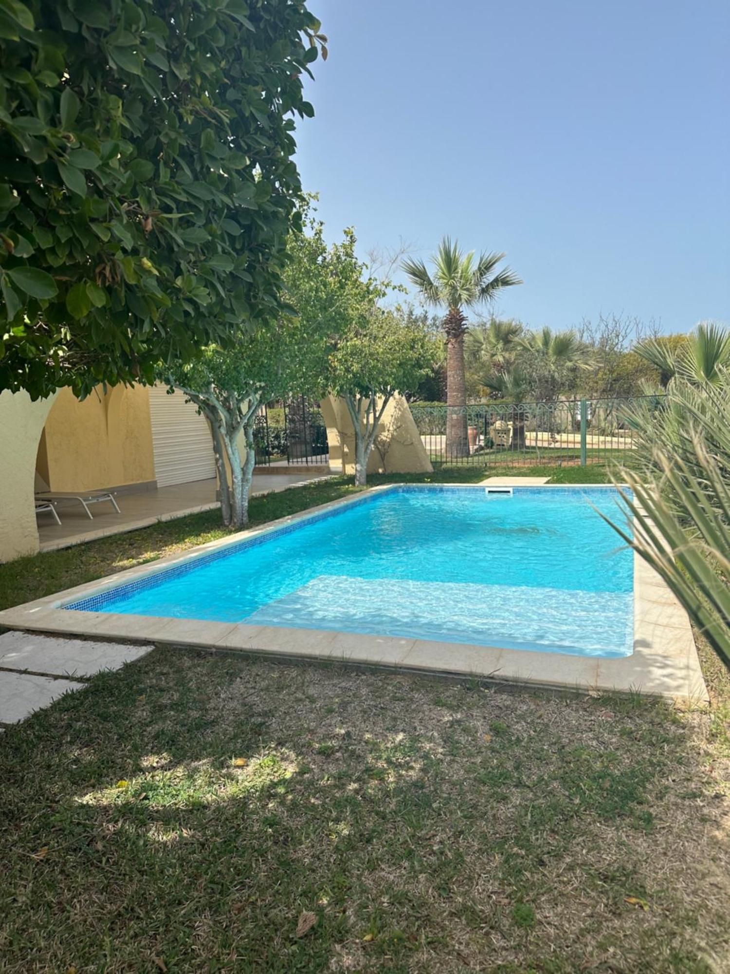 Penthouse Cosy Avec Piscine Privee Aparthotel La Marsa Exterior foto